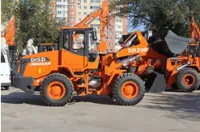 Фронтальный погрузчик DISD SD200N